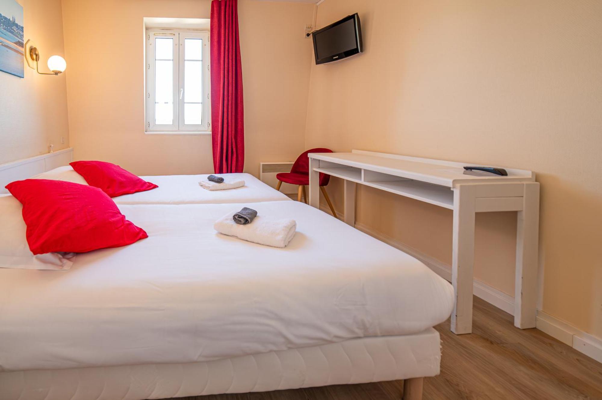 Hotel De La Mairie Saint-Pol-de-Léon Εξωτερικό φωτογραφία