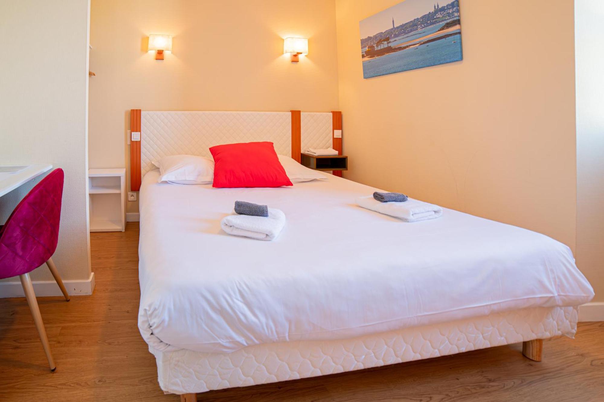 Hotel De La Mairie Saint-Pol-de-Léon Εξωτερικό φωτογραφία
